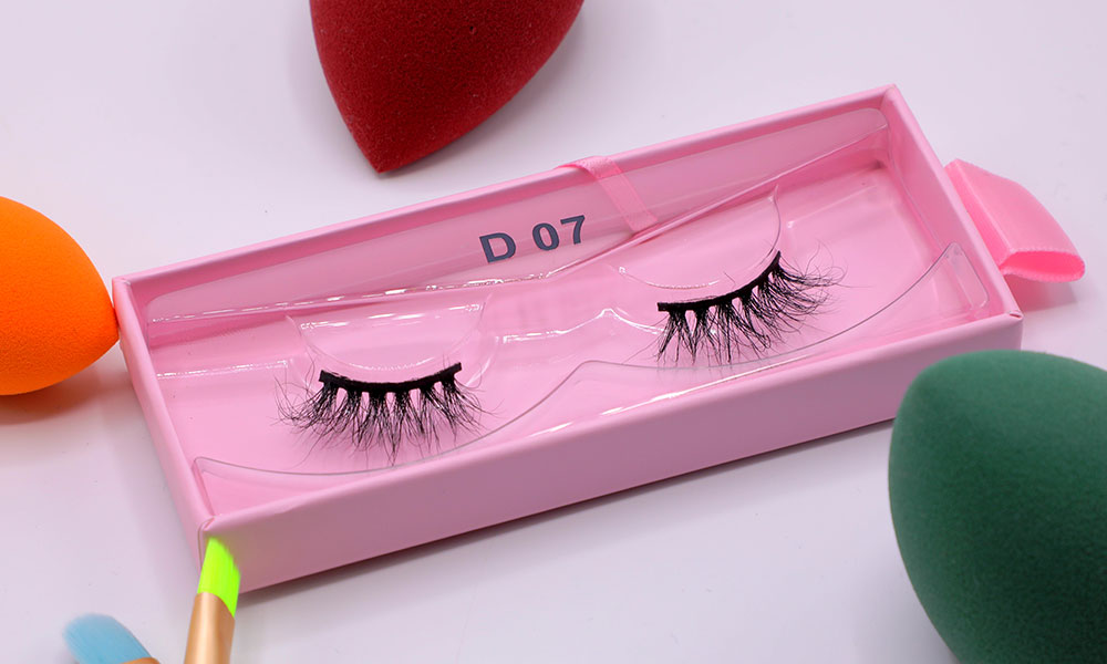 LASHES D07