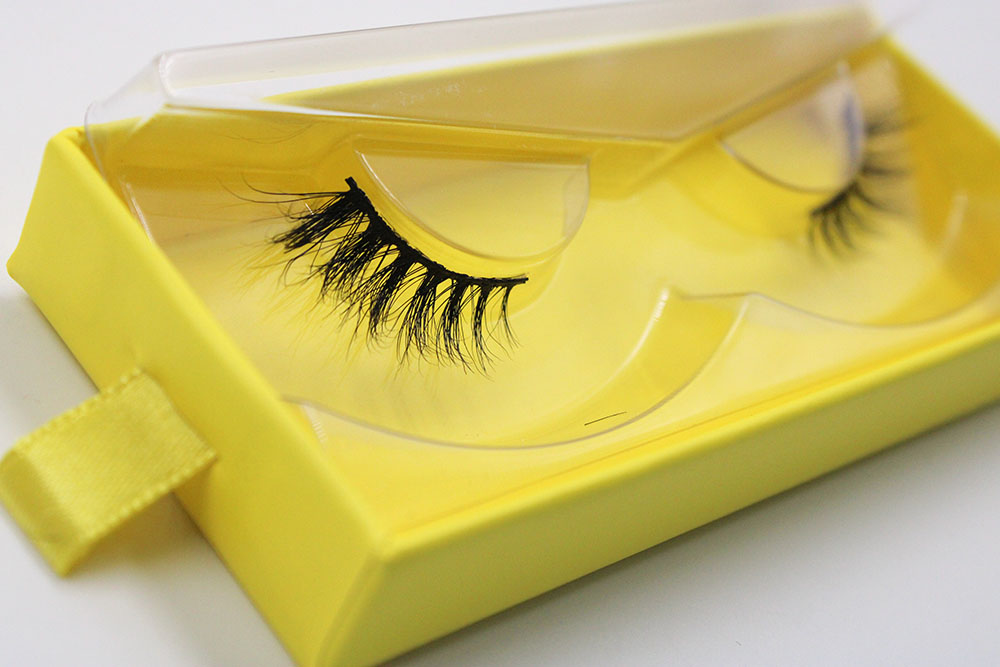 LASHES R04