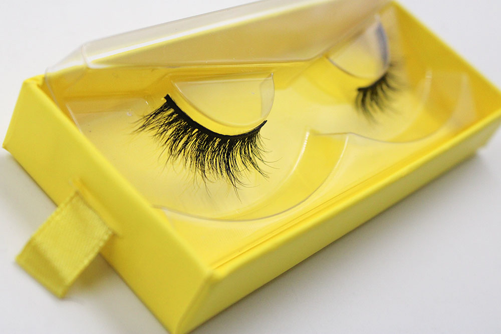 LASHES R02