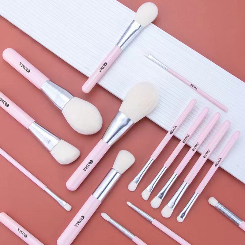 Pink Brush makeup